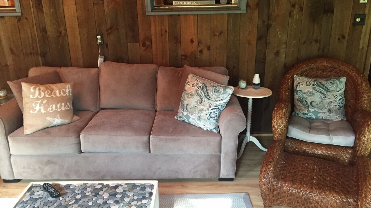 Photo of Livingroom in Niantic