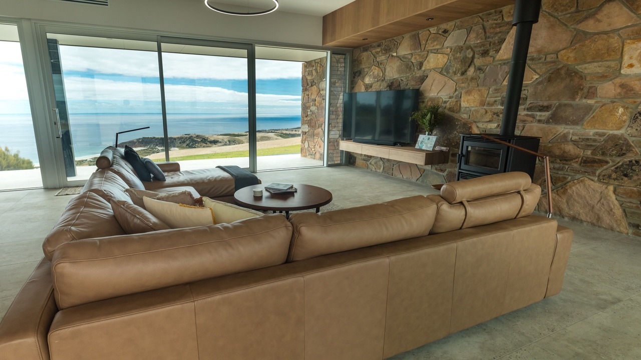 Photo of Livingroom in Duncan