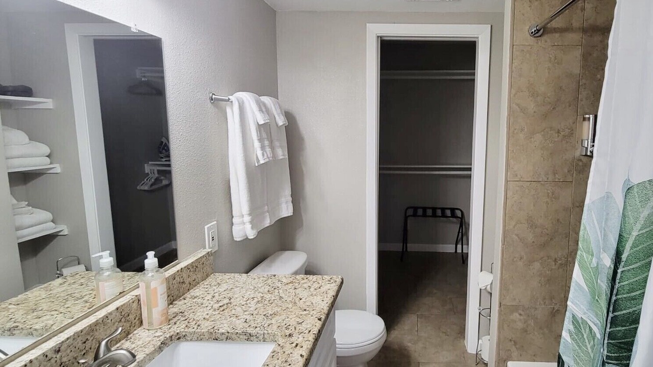 Photo of Bathroom in Shearer Hills - Ridgeview