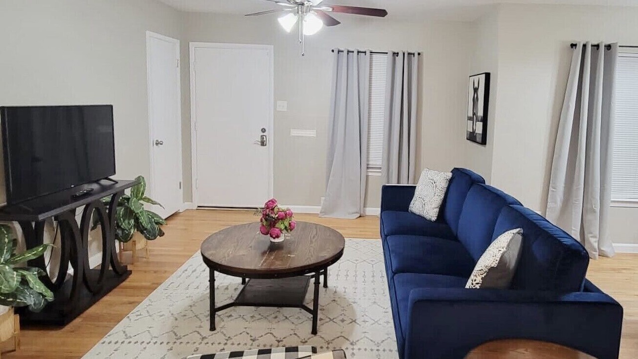 Photo of Livingroom in Shearer Hills - Ridgeview