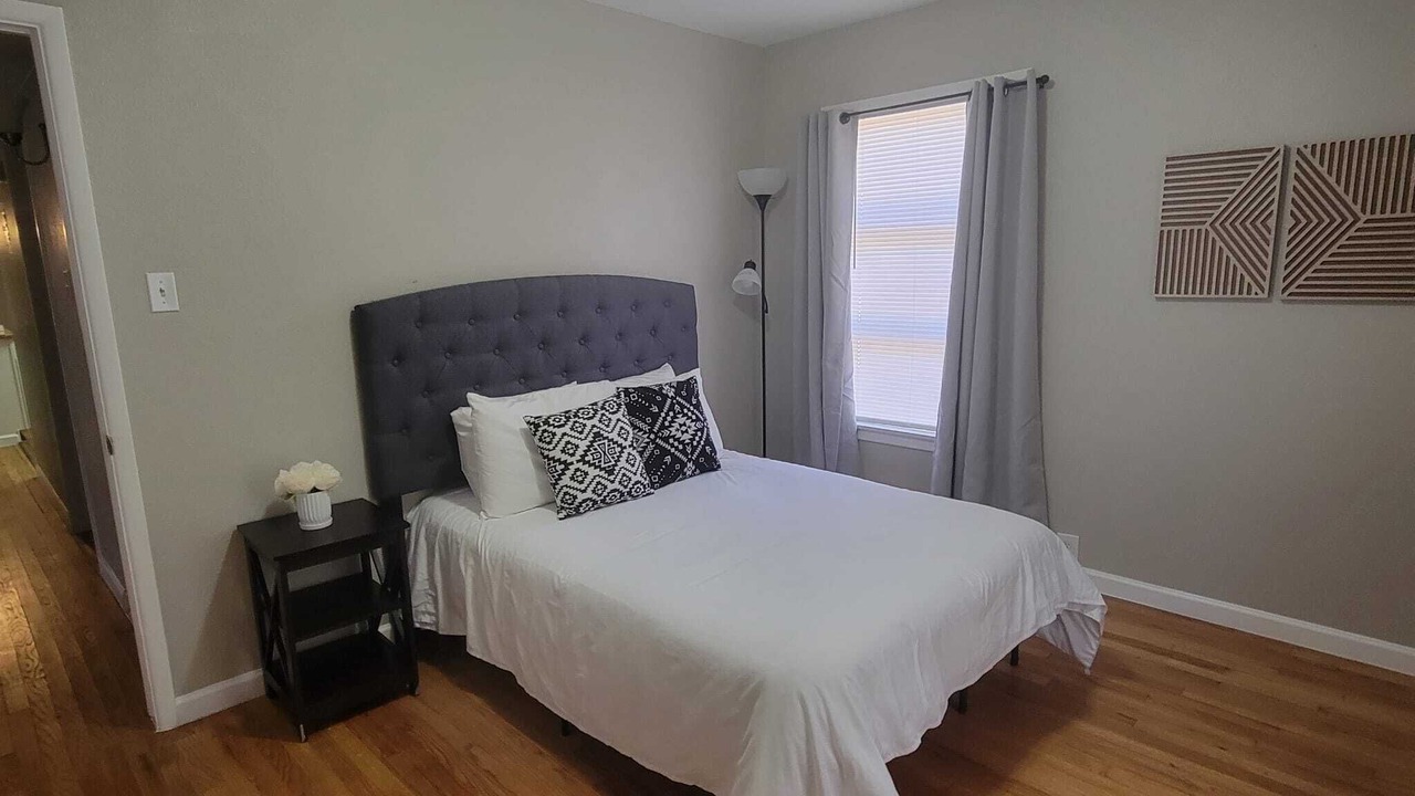 Photo of Bedroom in Shearer Hills - Ridgeview