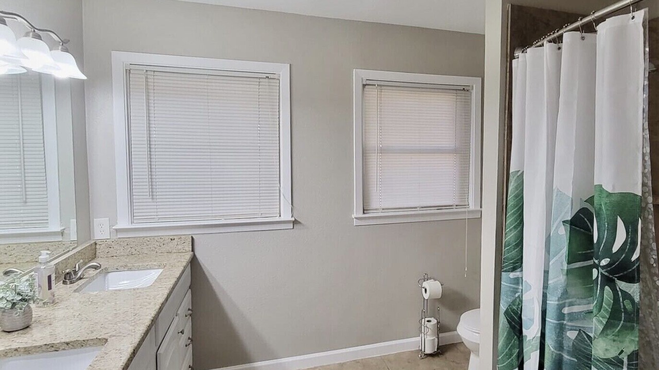 Photo of Bathroom in Shearer Hills - Ridgeview