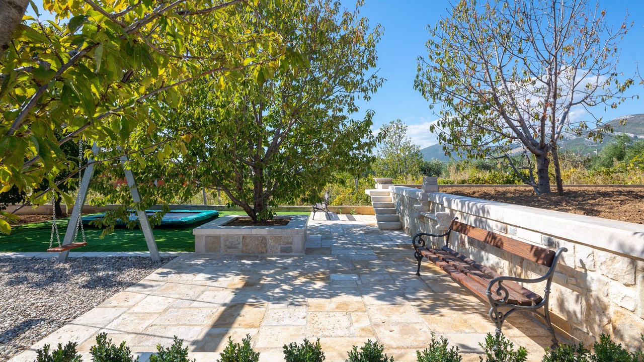 Photo of Outdoor in Kastel Luksic