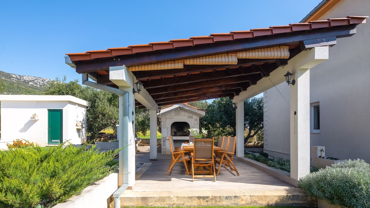 Photo of Outdoor in Kastel Luksic
