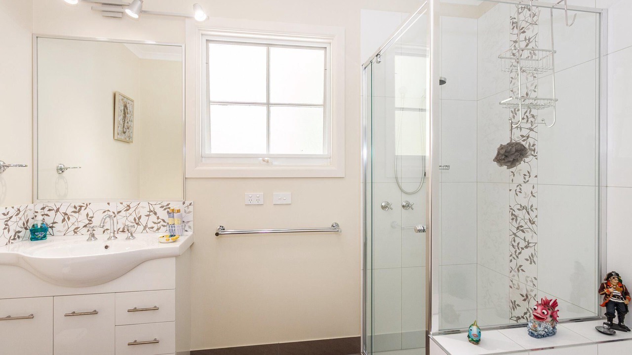 Photo of Bathroom in Anglesea