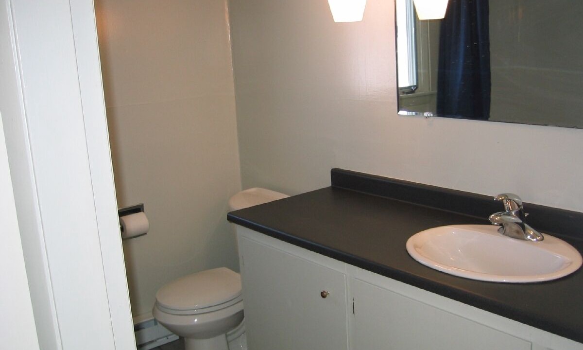 Photo of Bathroom in Mid-Coast and Islands