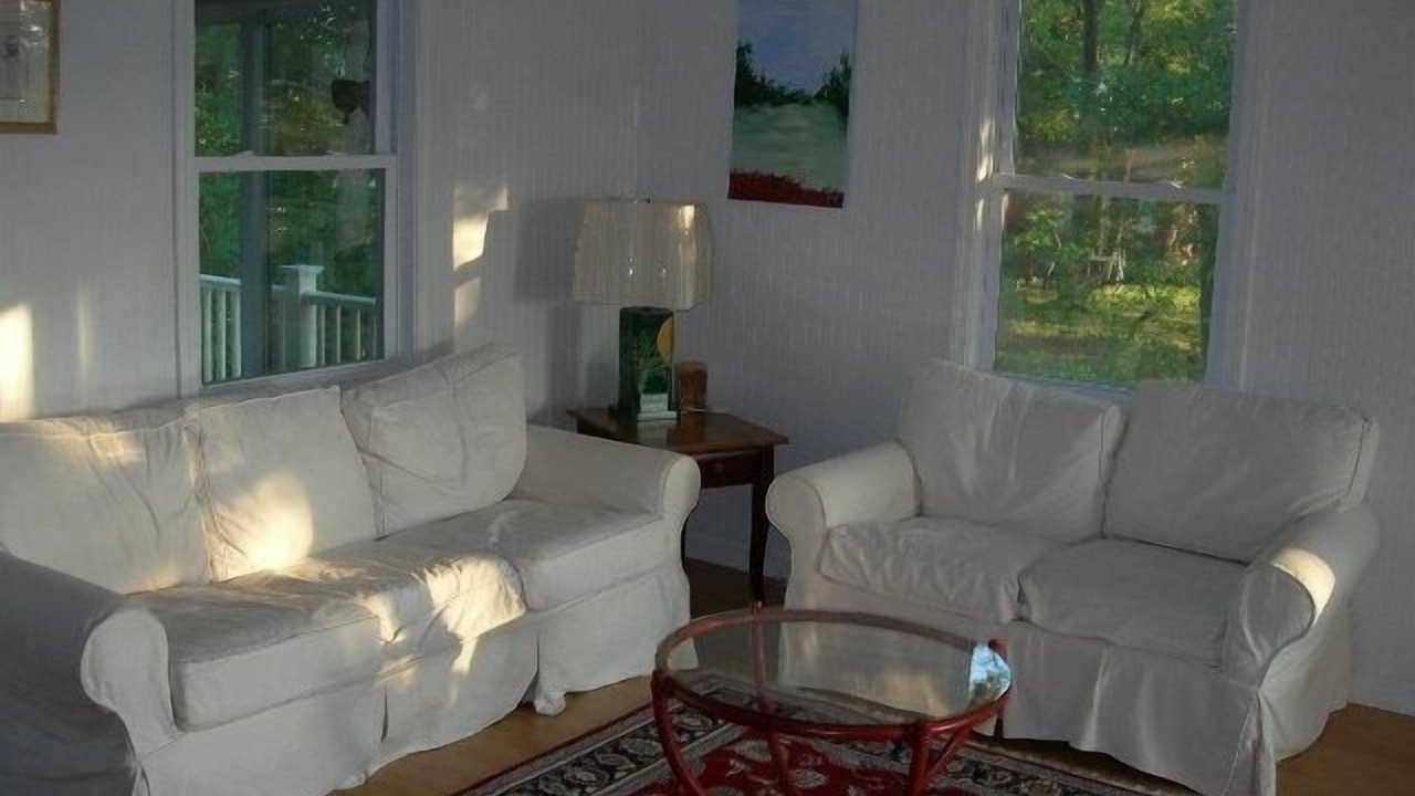 Photo of Bedroom in Clinton