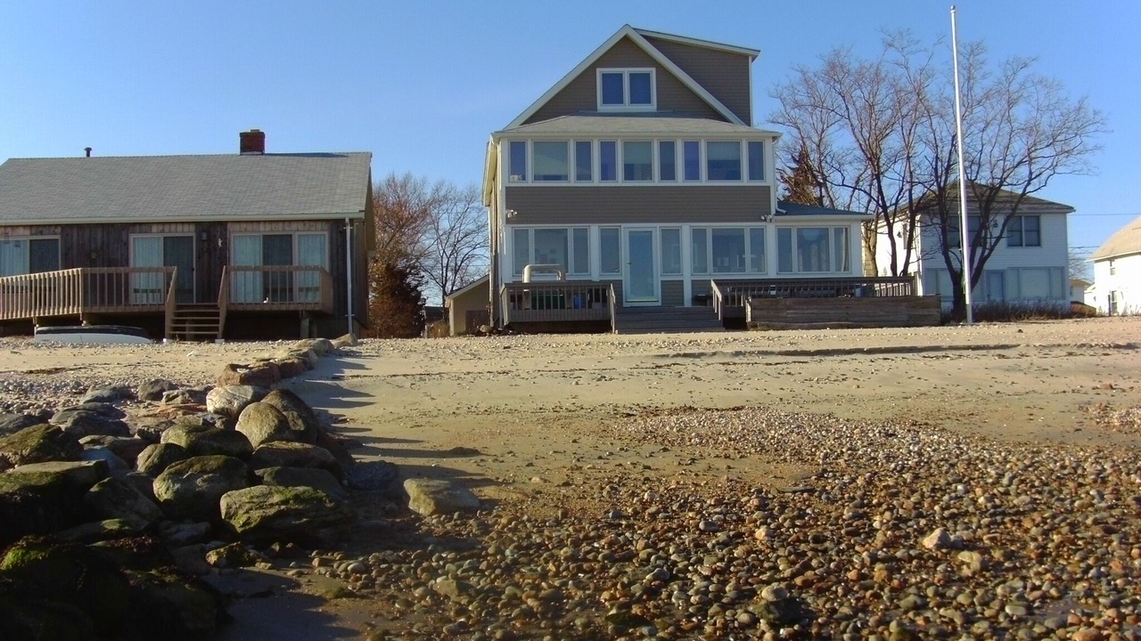 Photo of Others in Clinton