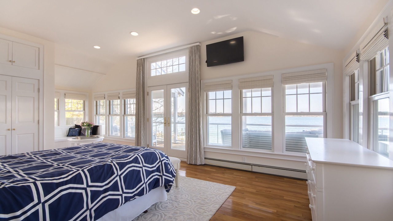 Photo of Bedroom in Lagoon Heights