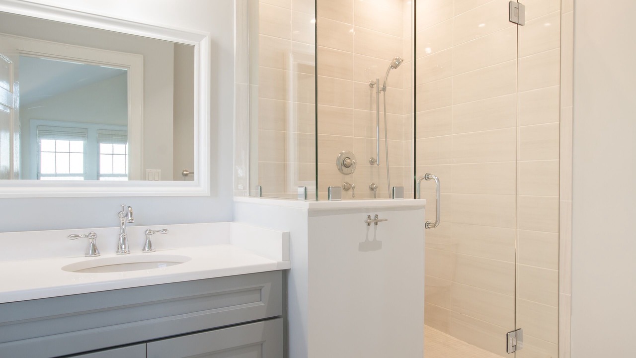 Photo of Bathroom in Lagoon Heights