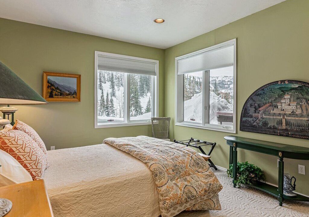 Photo of Bedroom in Salt Lake Mountain Resorts