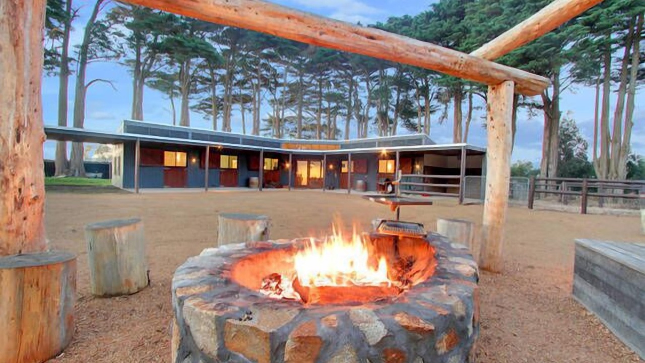 Photo of Outdoor in Merricks North