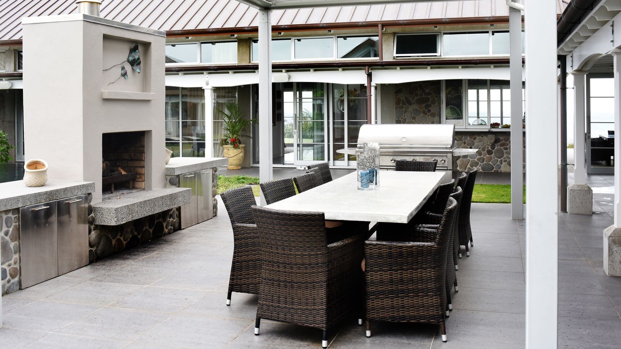 Photo of Outdoor in Pitone