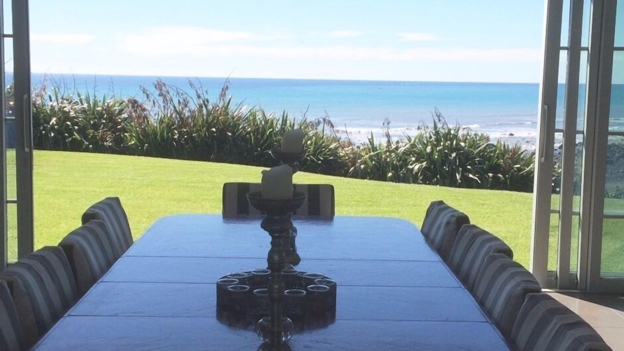 Photo of Others in Pitone