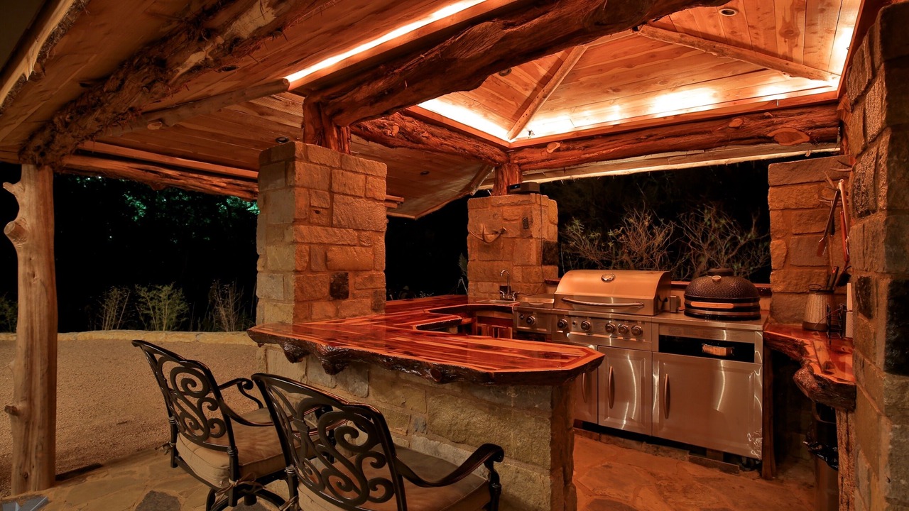 Photo of Patio Balcony in Elmwood Area