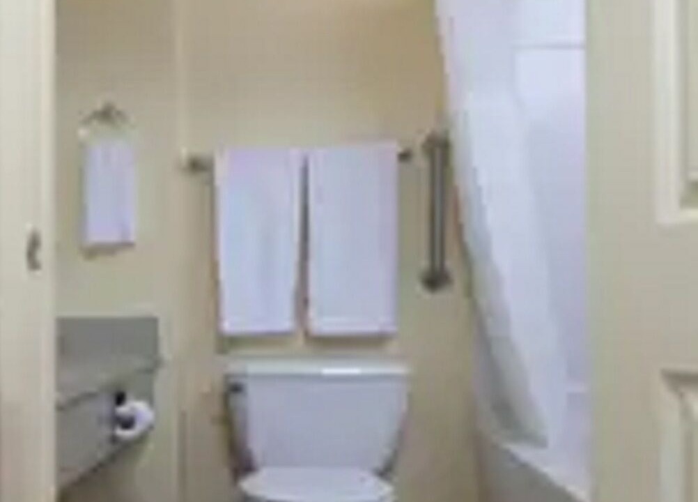 Photo of Bathroom in Ocean Park