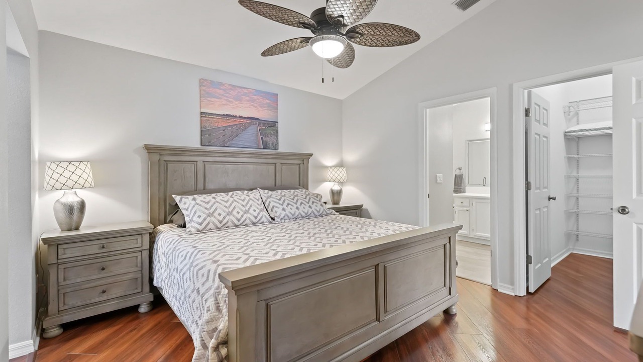 Photo of Bedroom in The Villages