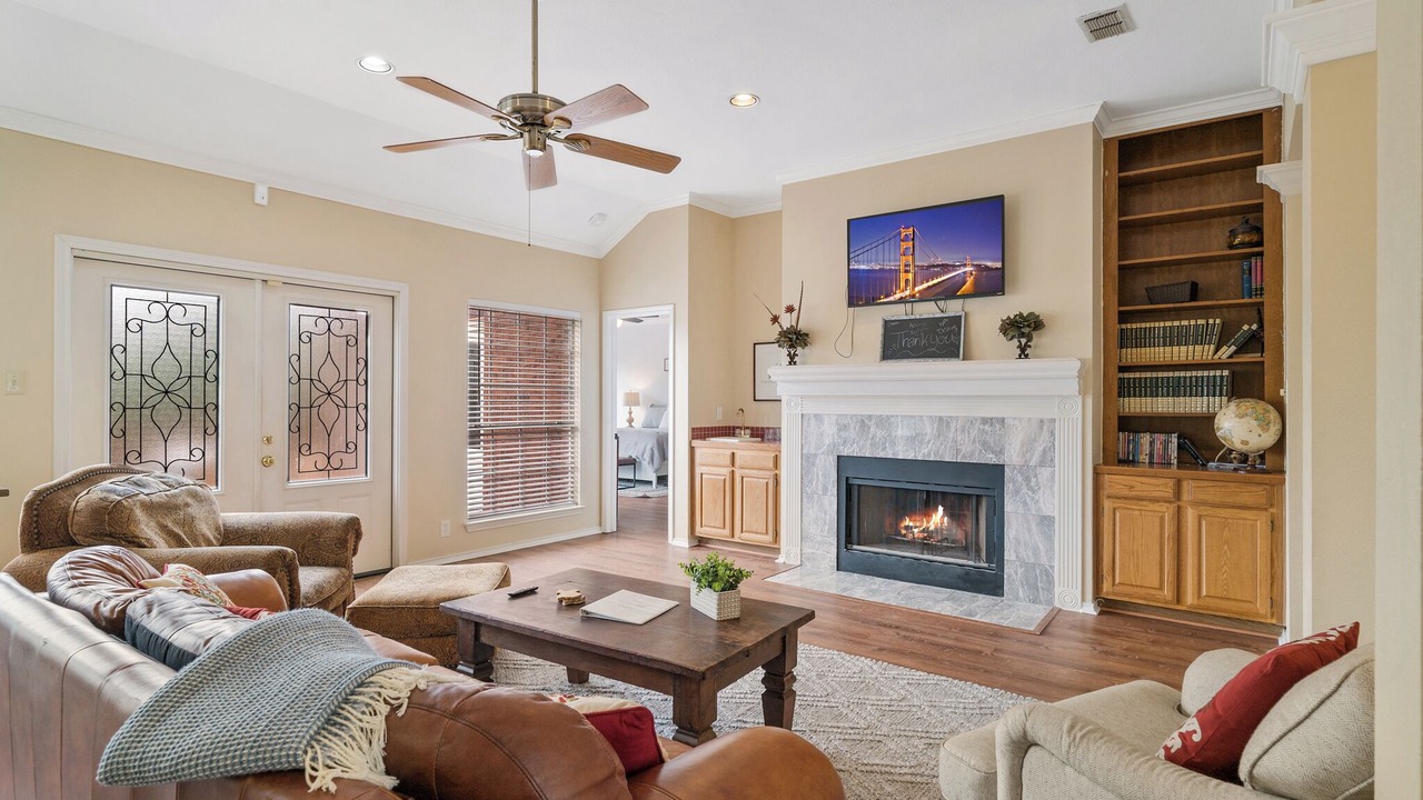 Photo of Livingroom in Stone Oak