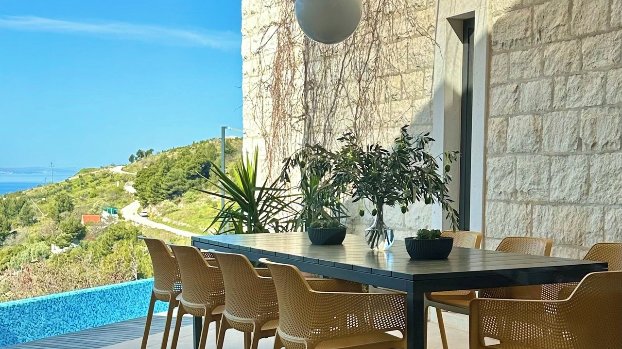Photo of Outdoor in Mimice