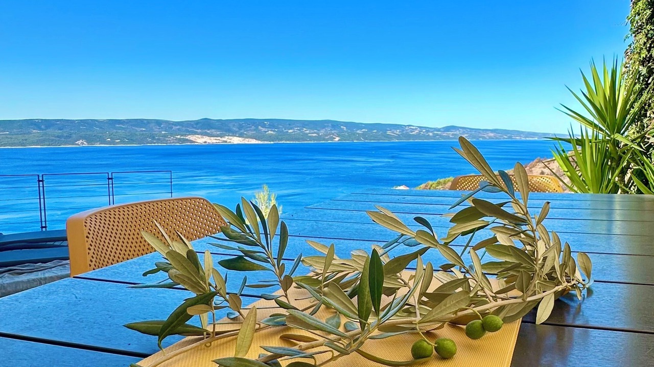 Photo of Patio Balcony in Mimice