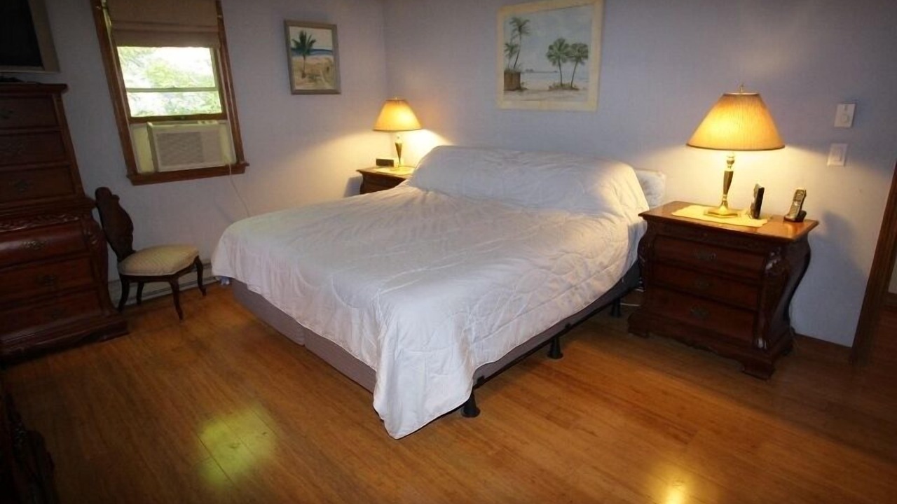 Photo of Bedroom in East Orleans