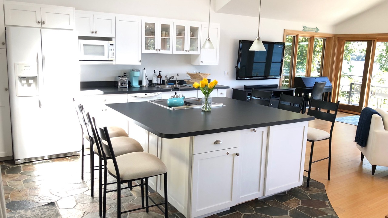Photo of Kitchen in Tisbury