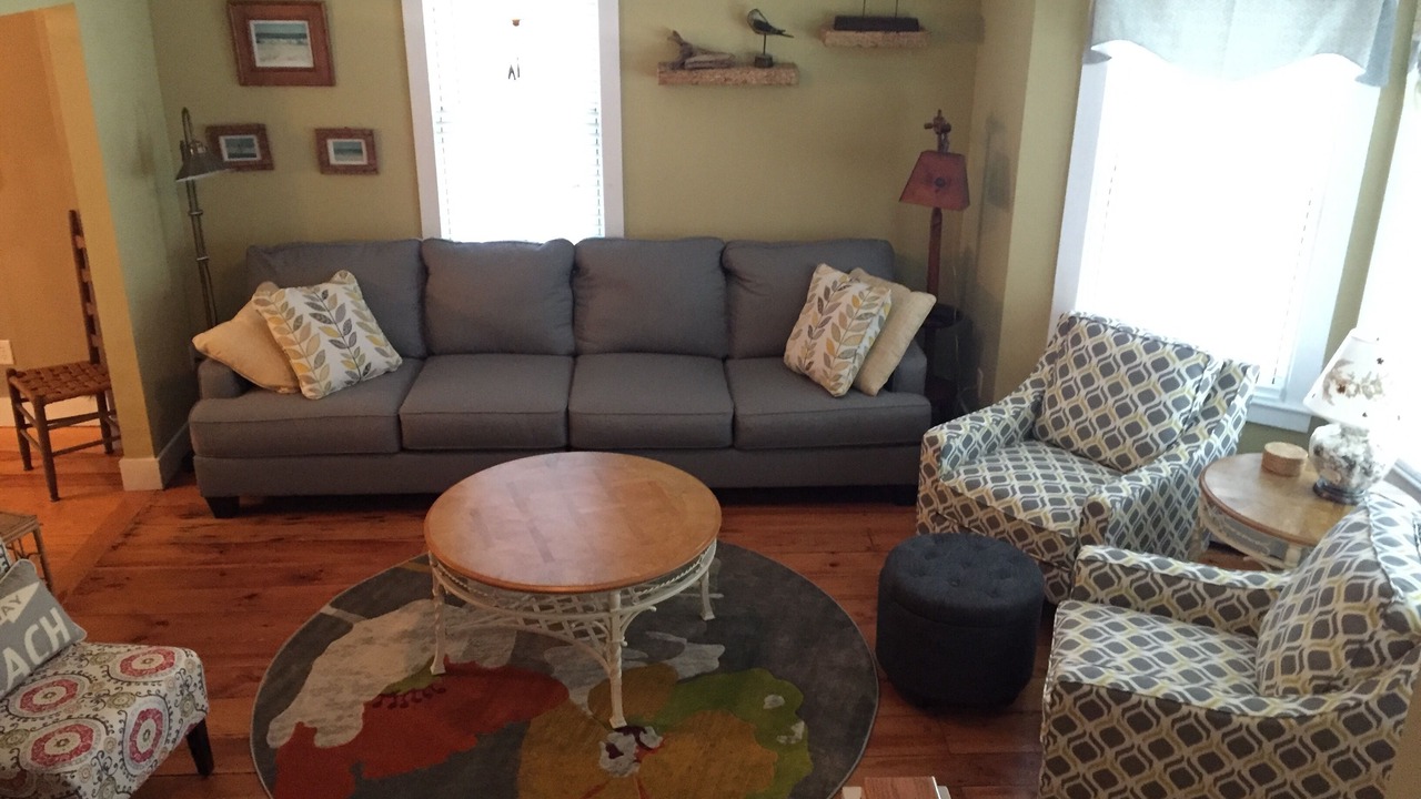 Photo of Livingroom in Pine Point