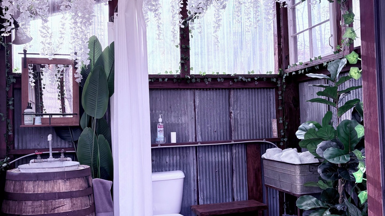 Photo of Bathroom in Dunlap