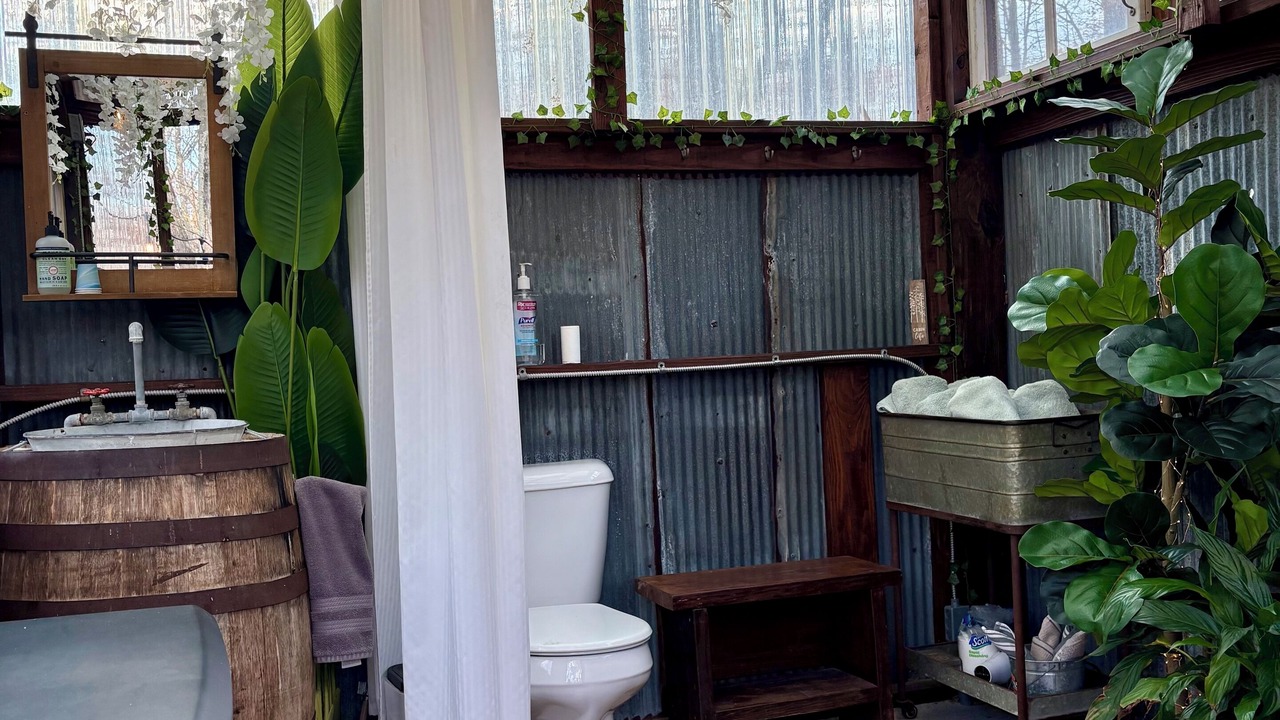 Photo of Bathroom in Dunlap