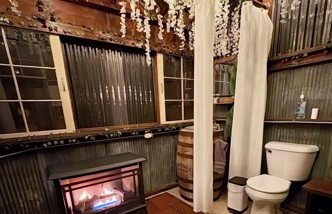 Photo of Bathroom in Dunlap