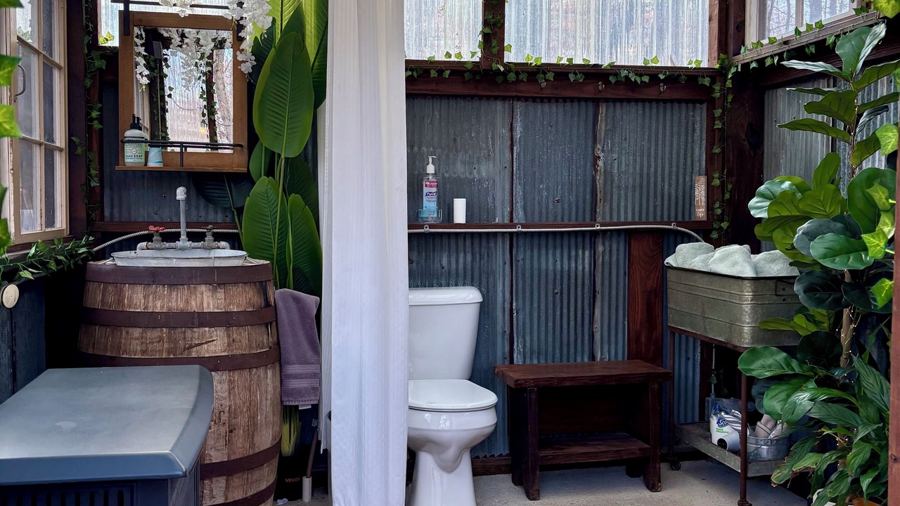 Photo of Bathroom in Dunlap