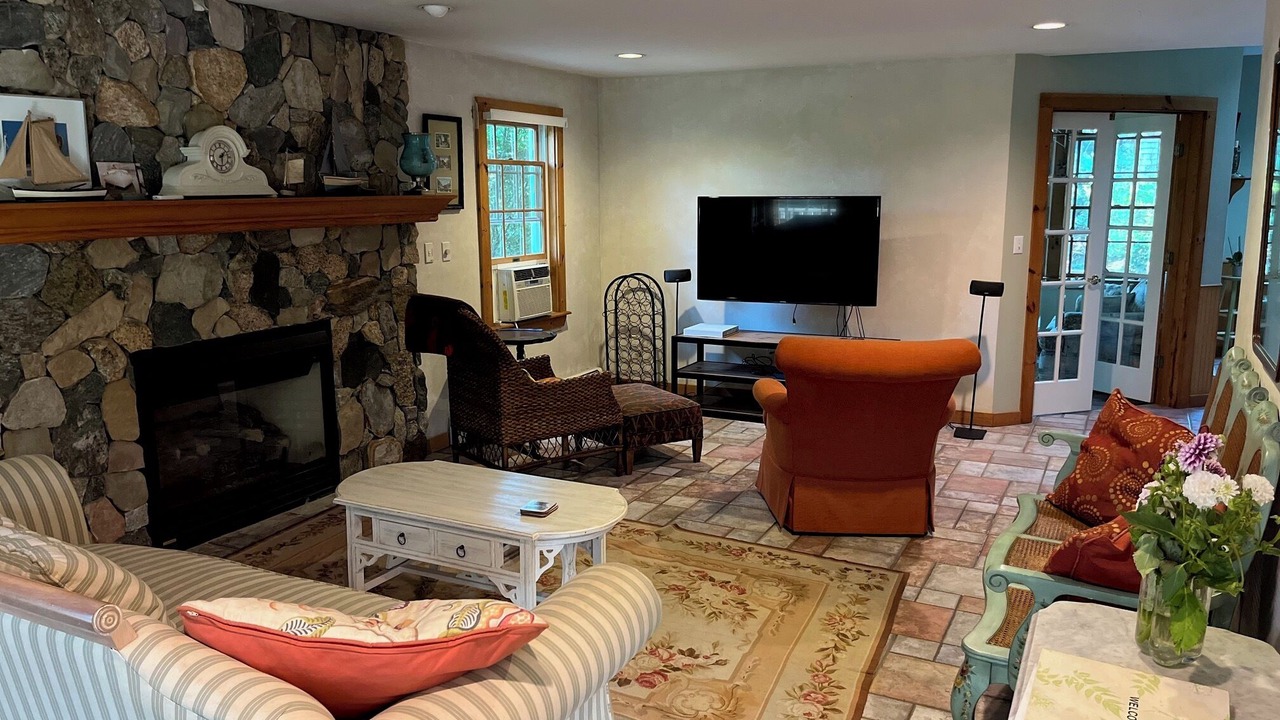 Photo of Bedroom in Tisbury