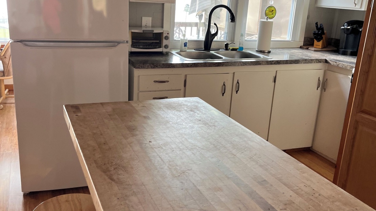 Photo of Kitchen in Redwood