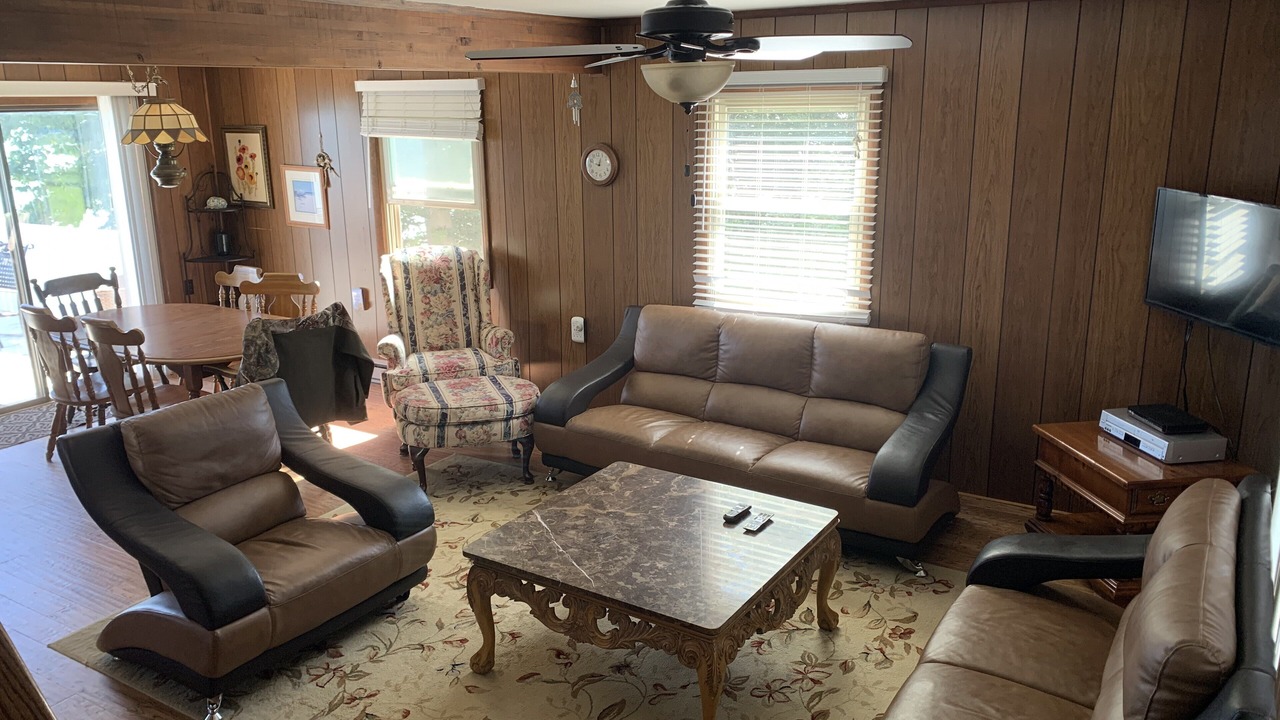 Photo of Livingroom in Carsonville