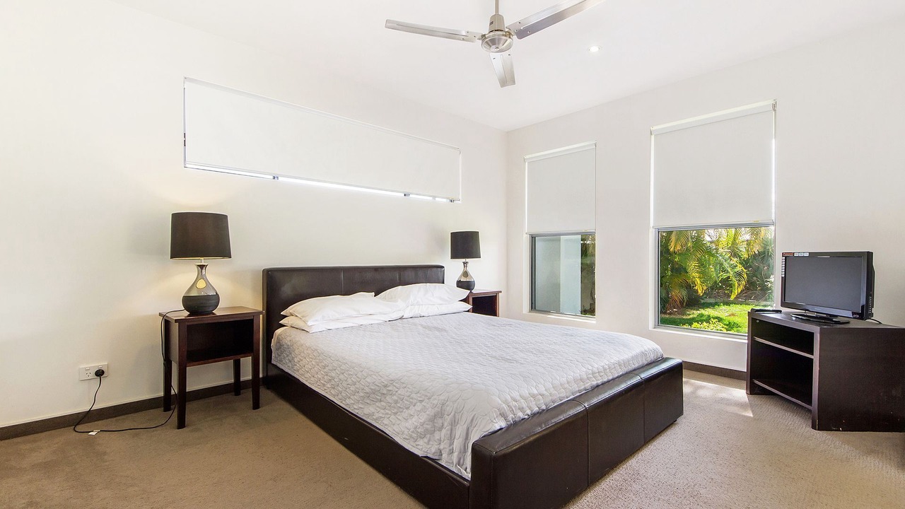 Photo of Bedroom in Mermaid Waters