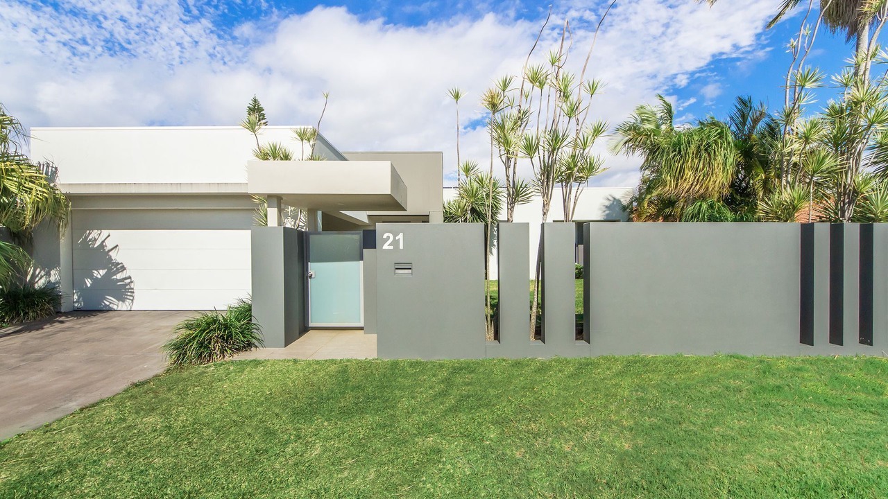 Photo of Outdoor in Mermaid Waters