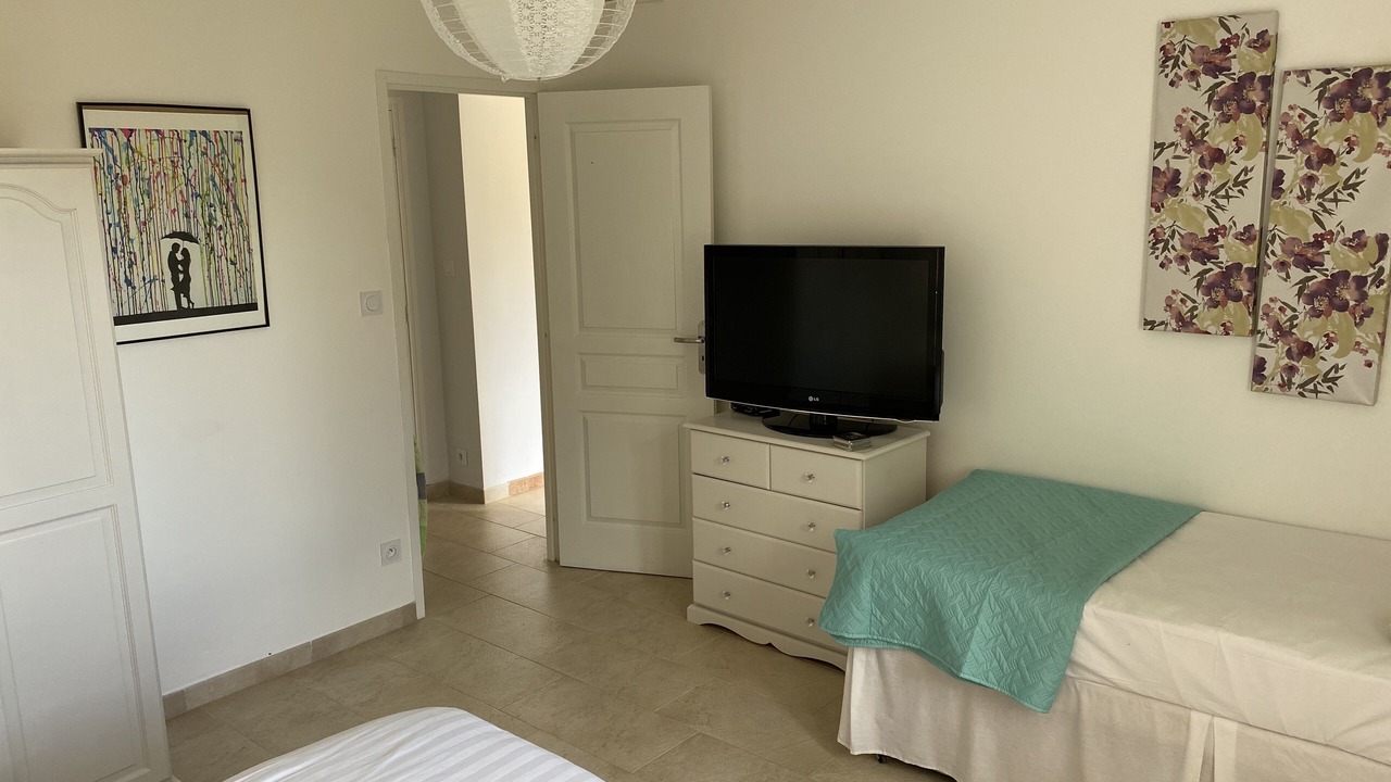 Photo of Bedroom in Villefranche-de-Rouergue