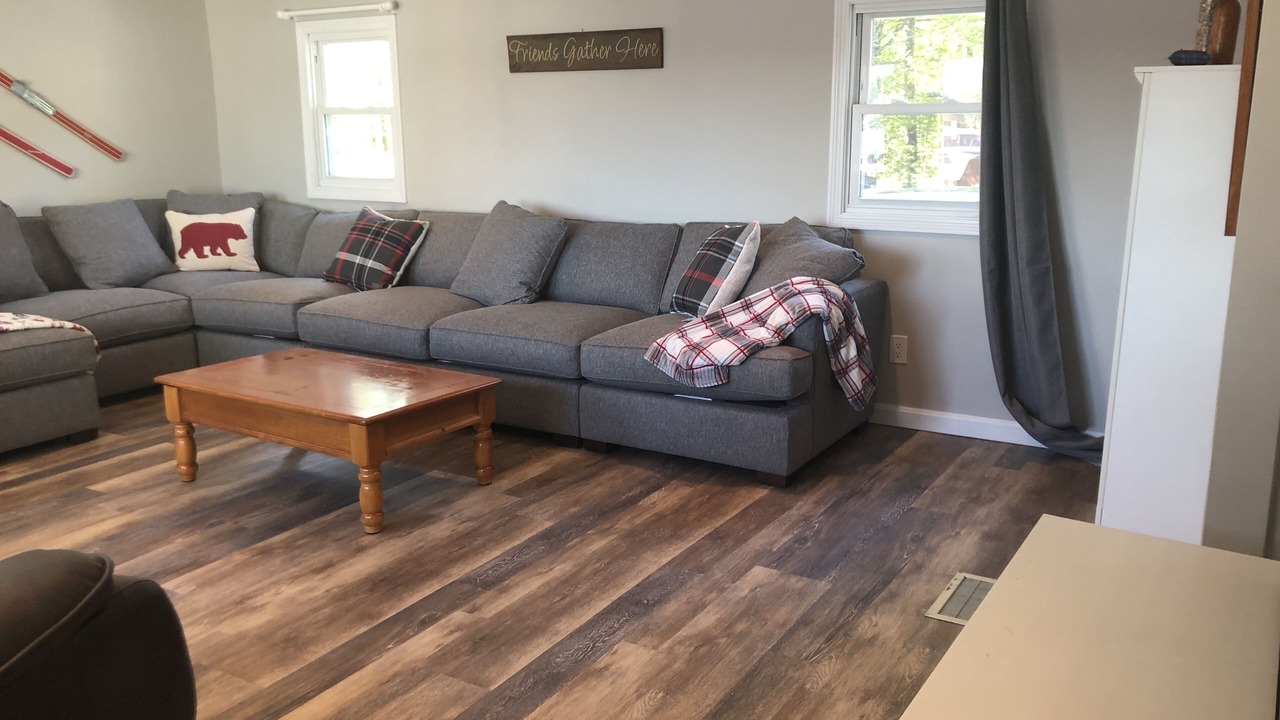 Photo of Livingroom in The Bays