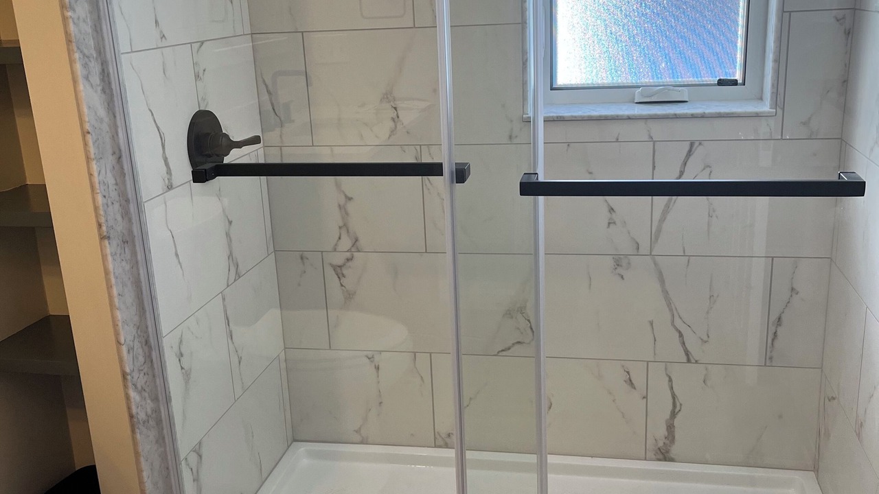 Photo of Bathroom in The Bays