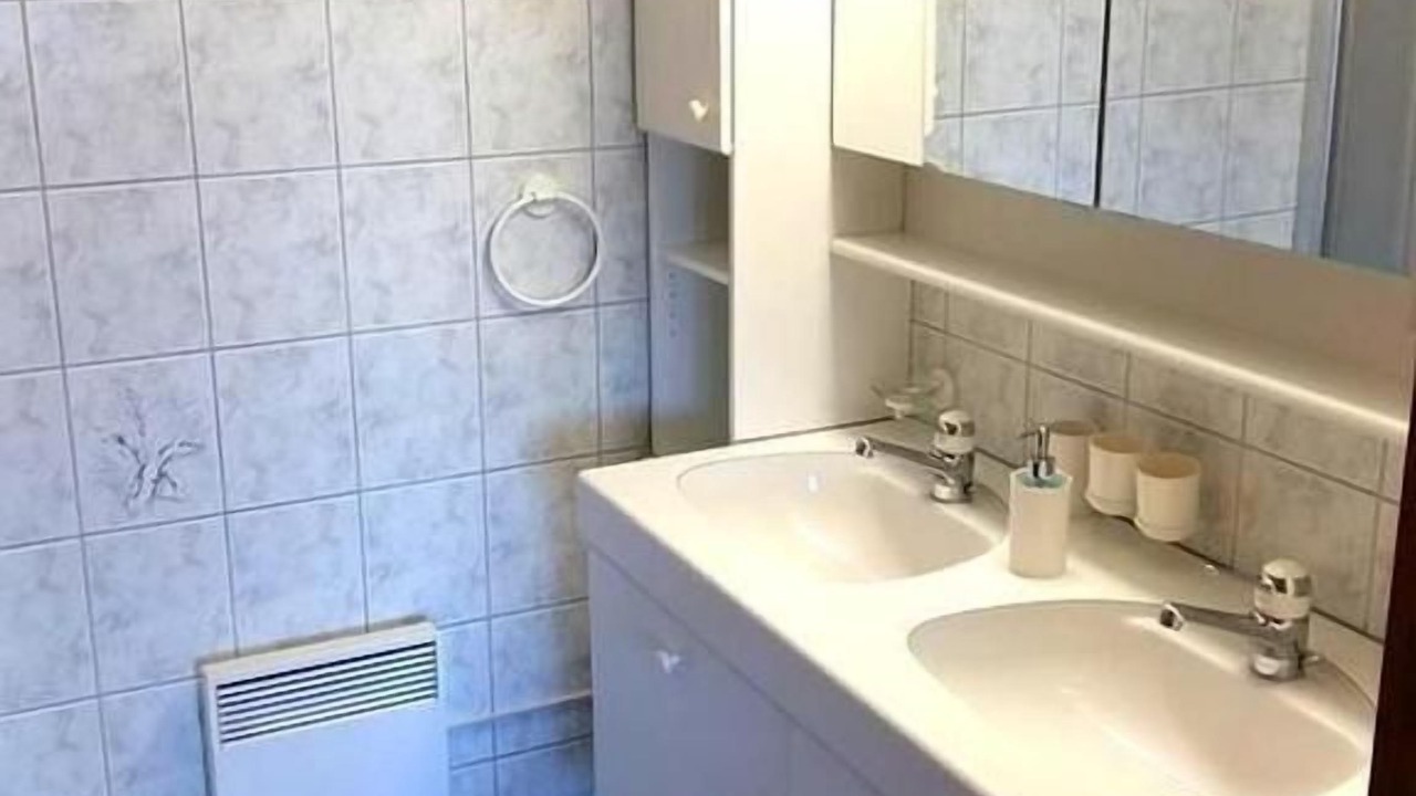Photo of Bathroom in Albinen