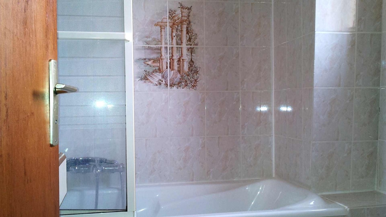 Photo of Bathroom in Laroque-des-Alberes