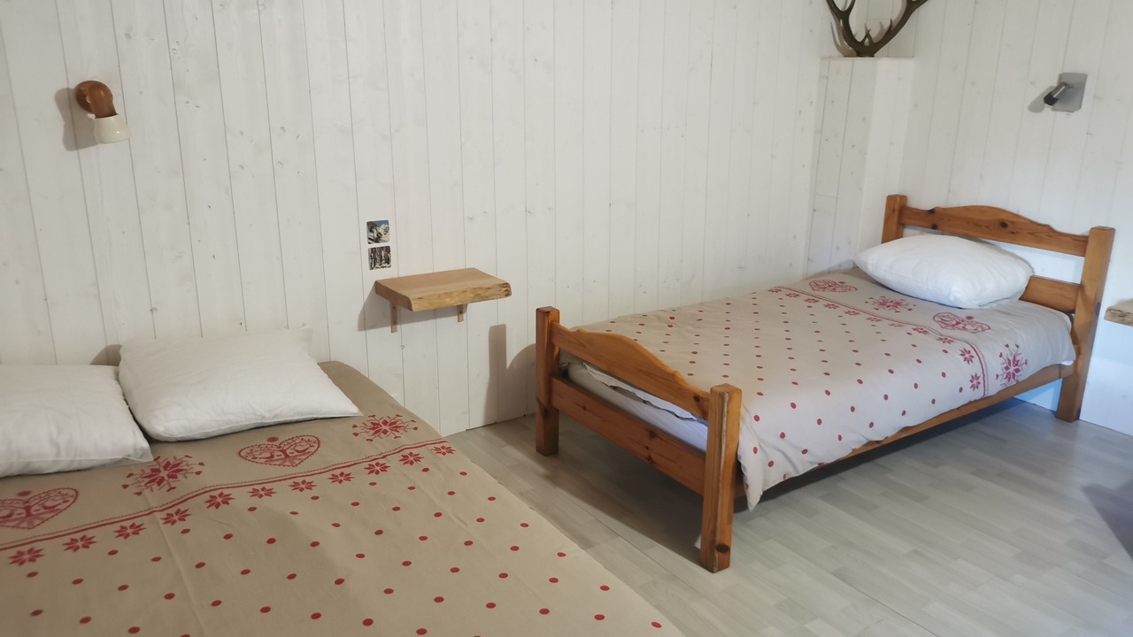 Photo of Bedroom in Matemale
