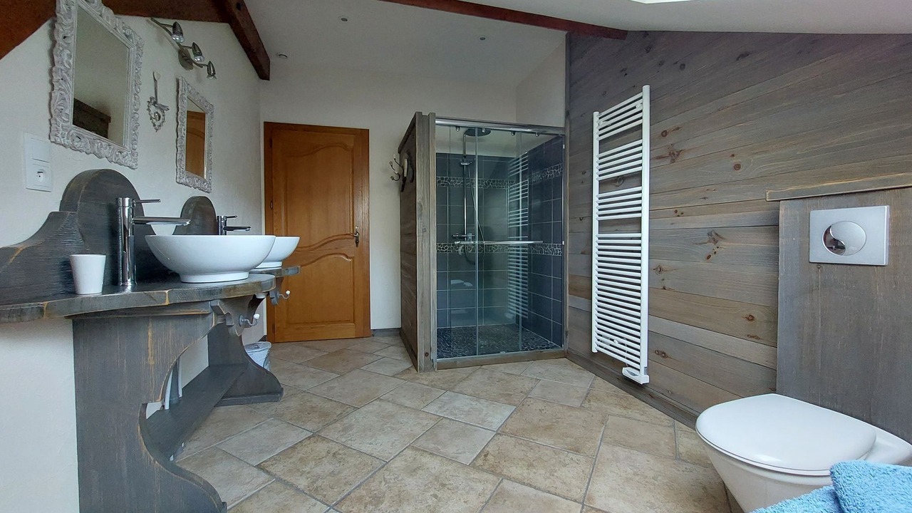 Photo of Bathroom in Travexin