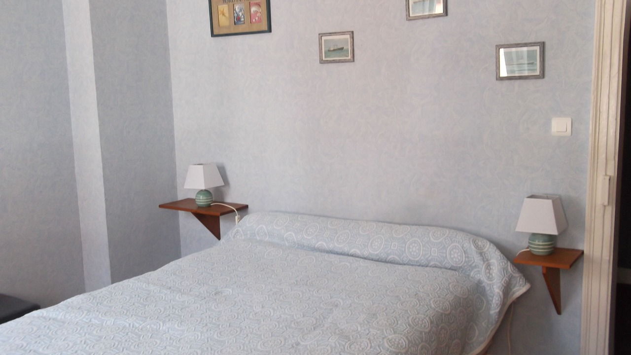 Photo of Bedroom in Fecamp