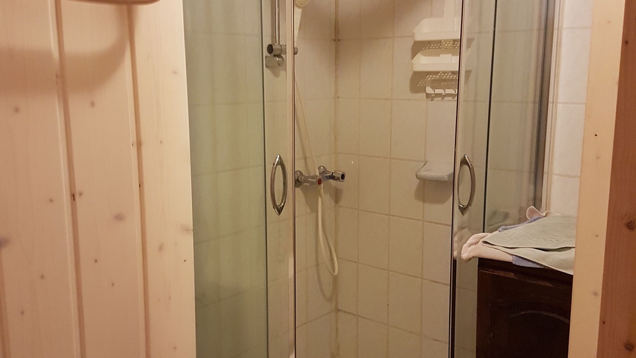 Photo of Bathroom in Lyaud