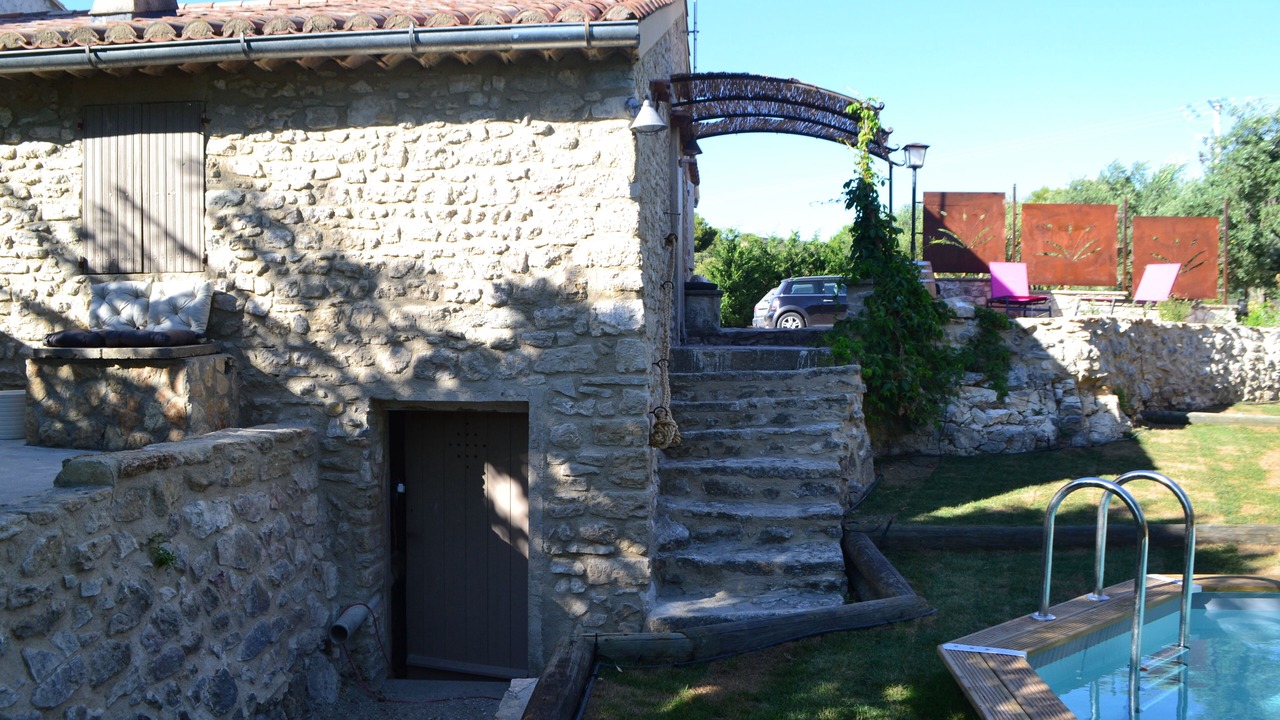 Photo of Outdoor in Lagnes