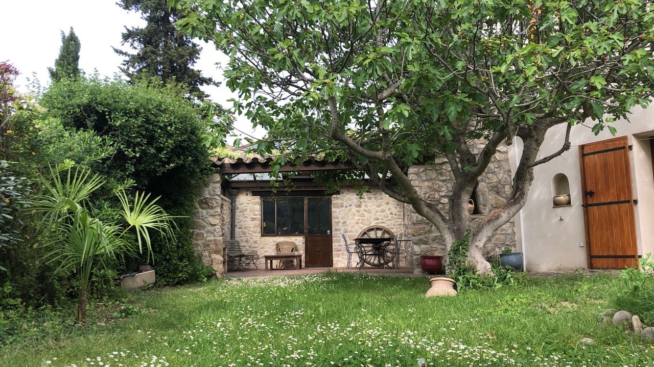 Photo of Patio Balcony in Saint-Mathieu-de-Treviers