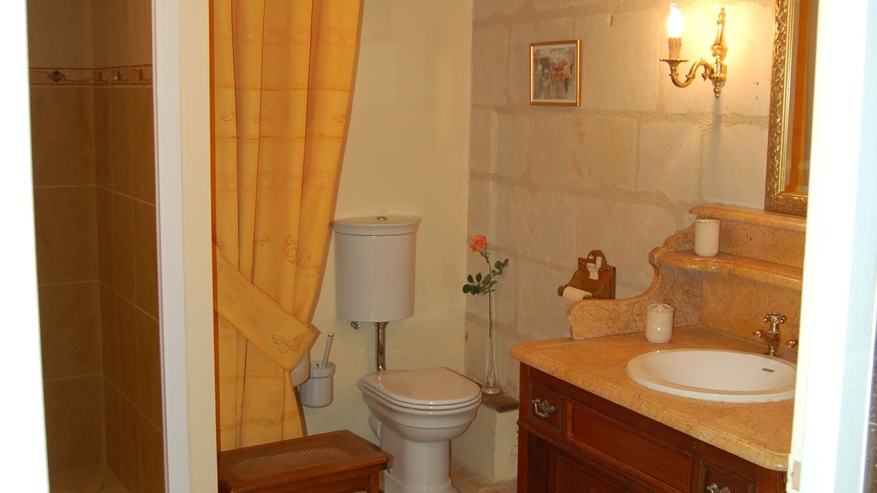Photo of Bathroom in Marce