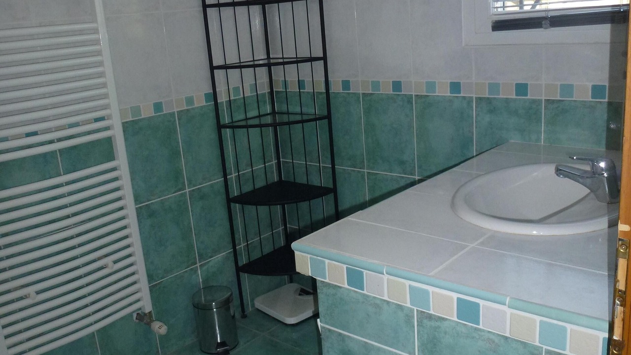 Photo of Bathroom in Saint-Theodorit