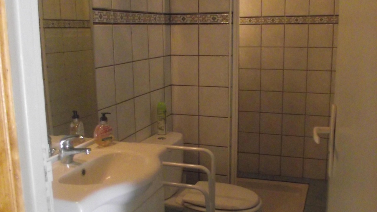Photo of Bathroom in Livinhac-le-Haut